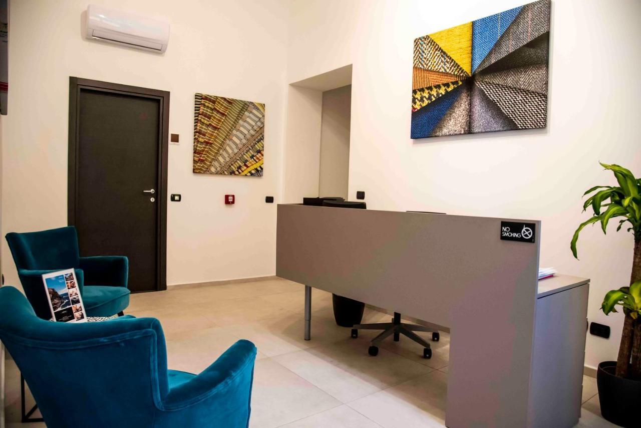 Bespoke Roma Suites מראה חיצוני תמונה