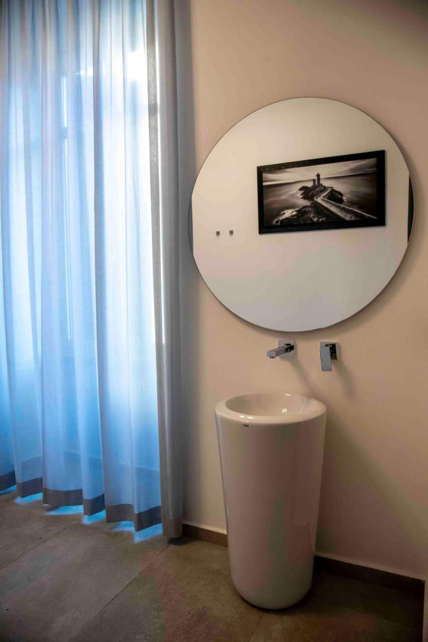 Bespoke Roma Suites מראה חיצוני תמונה