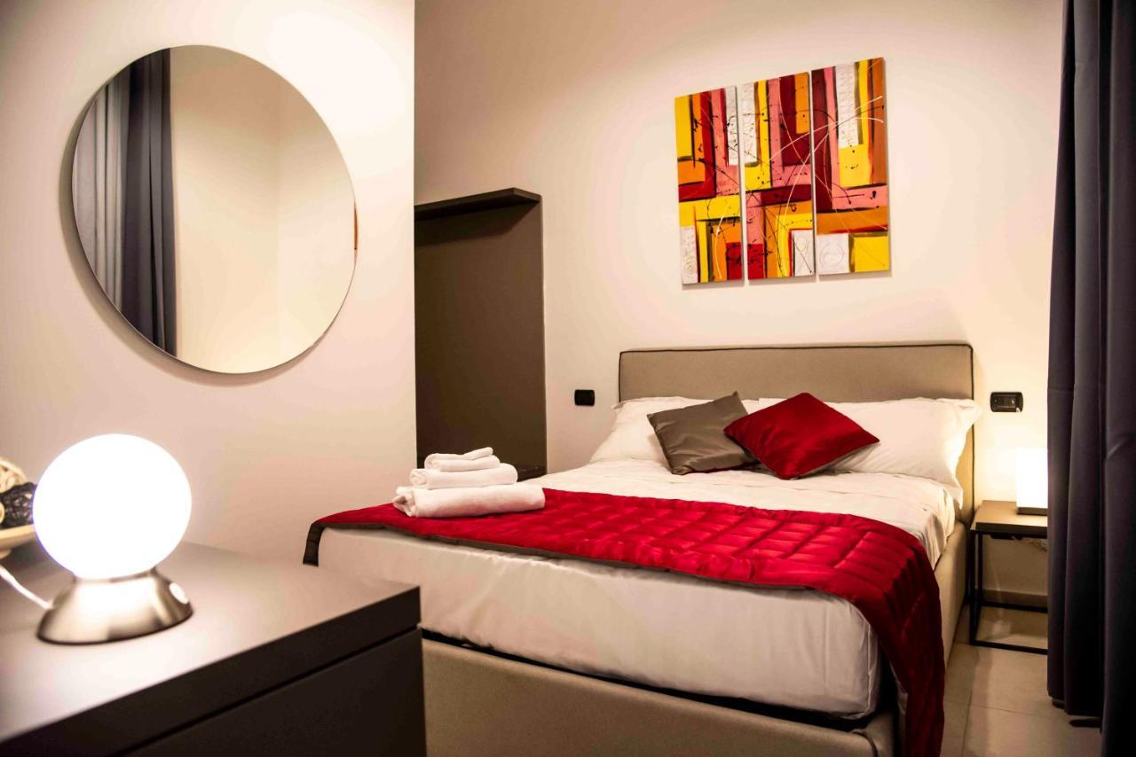 Bespoke Roma Suites מראה חיצוני תמונה