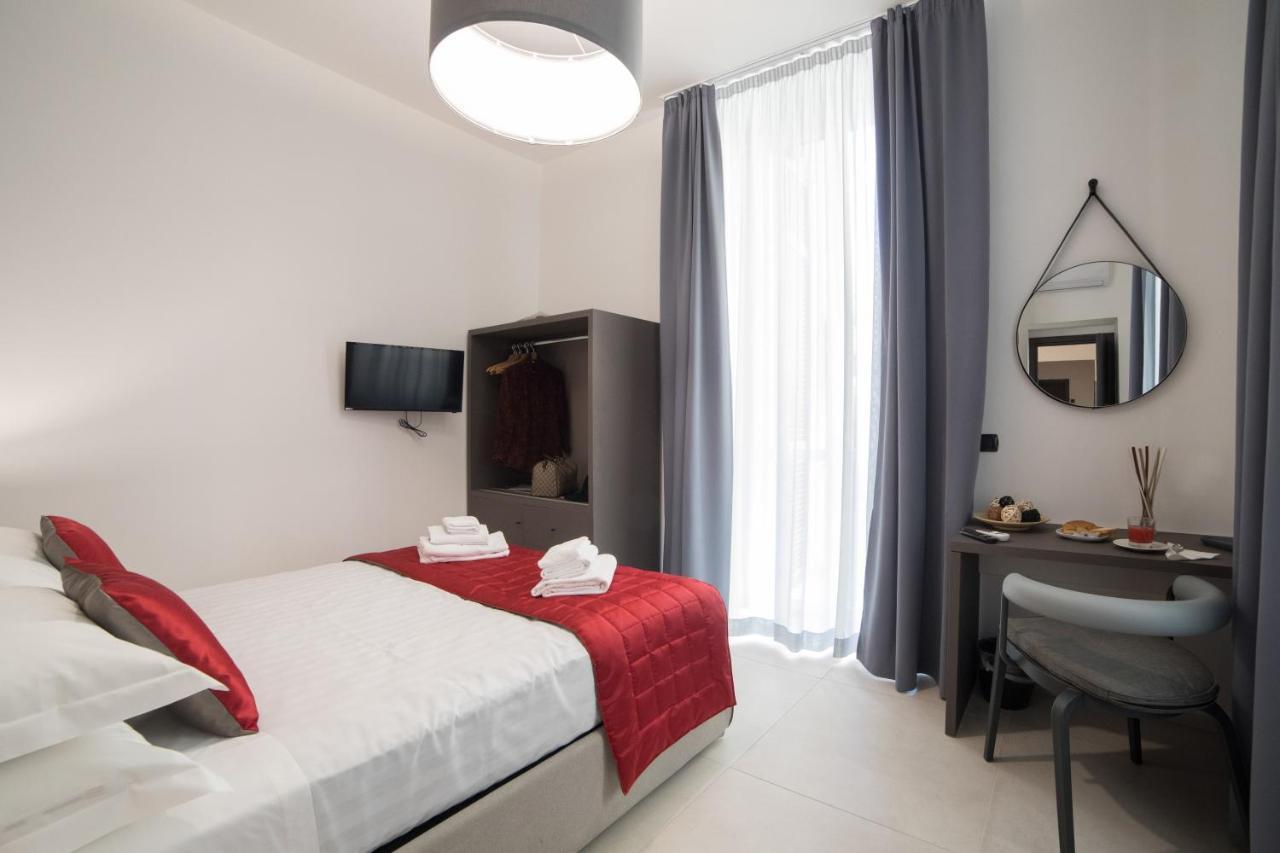 Bespoke Roma Suites מראה חיצוני תמונה