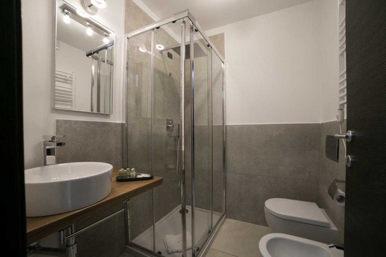 Bespoke Roma Suites מראה חיצוני תמונה